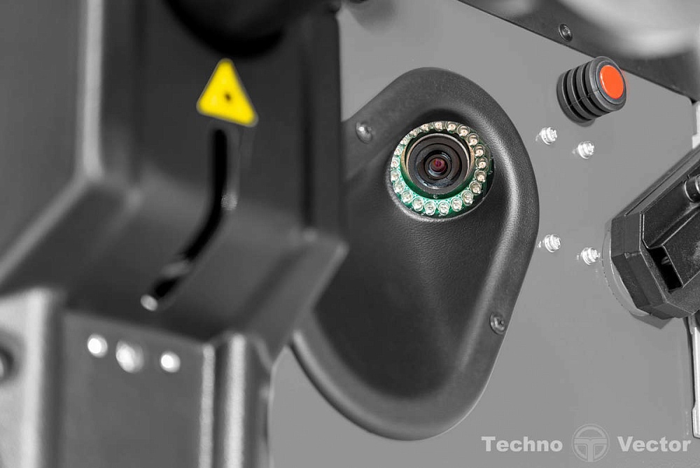 Стенд балансировочный модель iPRO BM7